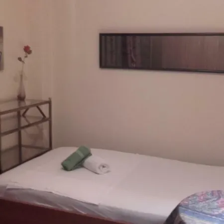 Little Studio Apartment *